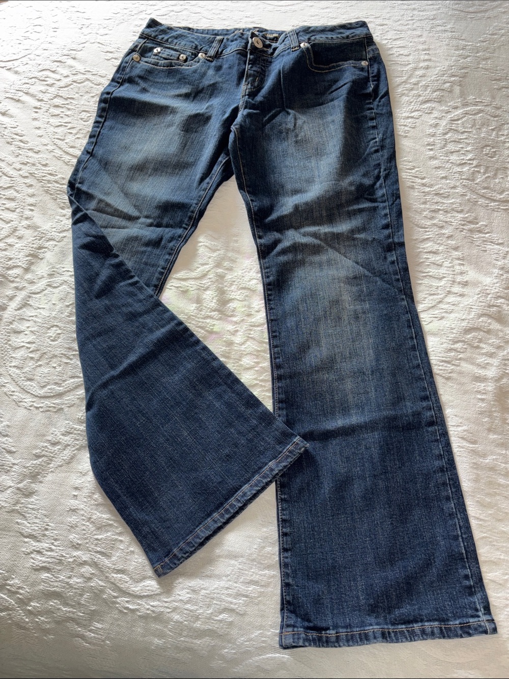 Vintage Guess Dark Wash Women’s Bootcut Jeans - Classic Denim BNWT 34